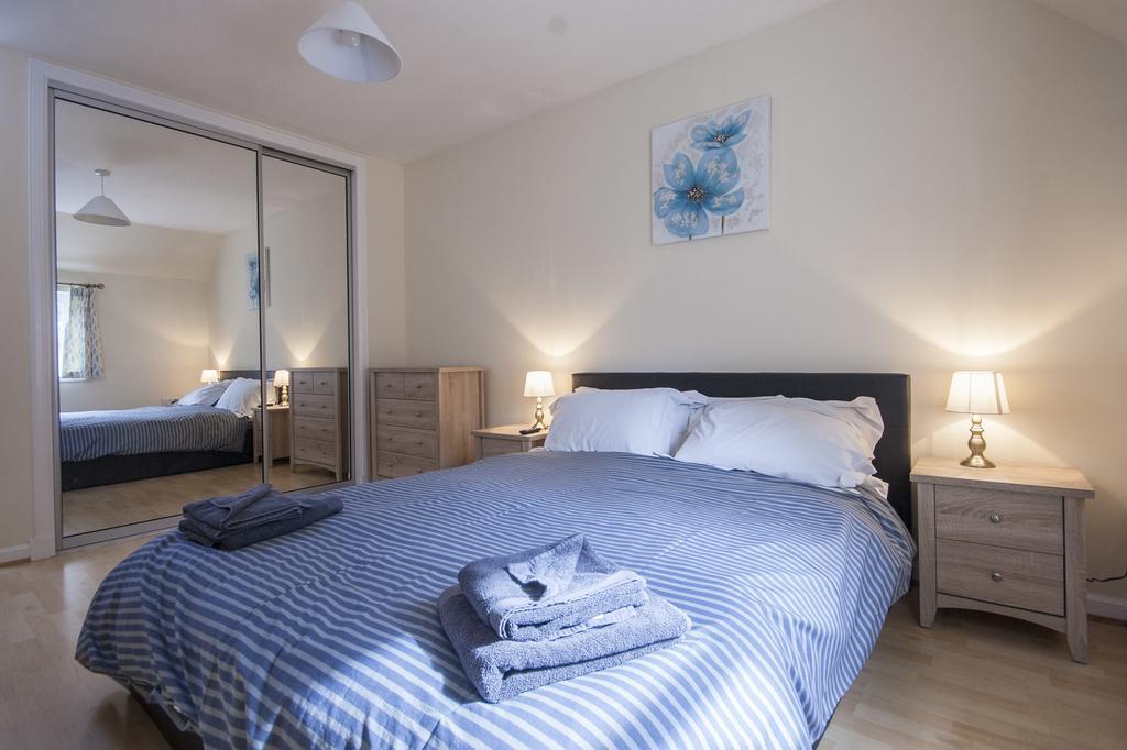 4 Varis Apartments フォレス エクステリア 写真