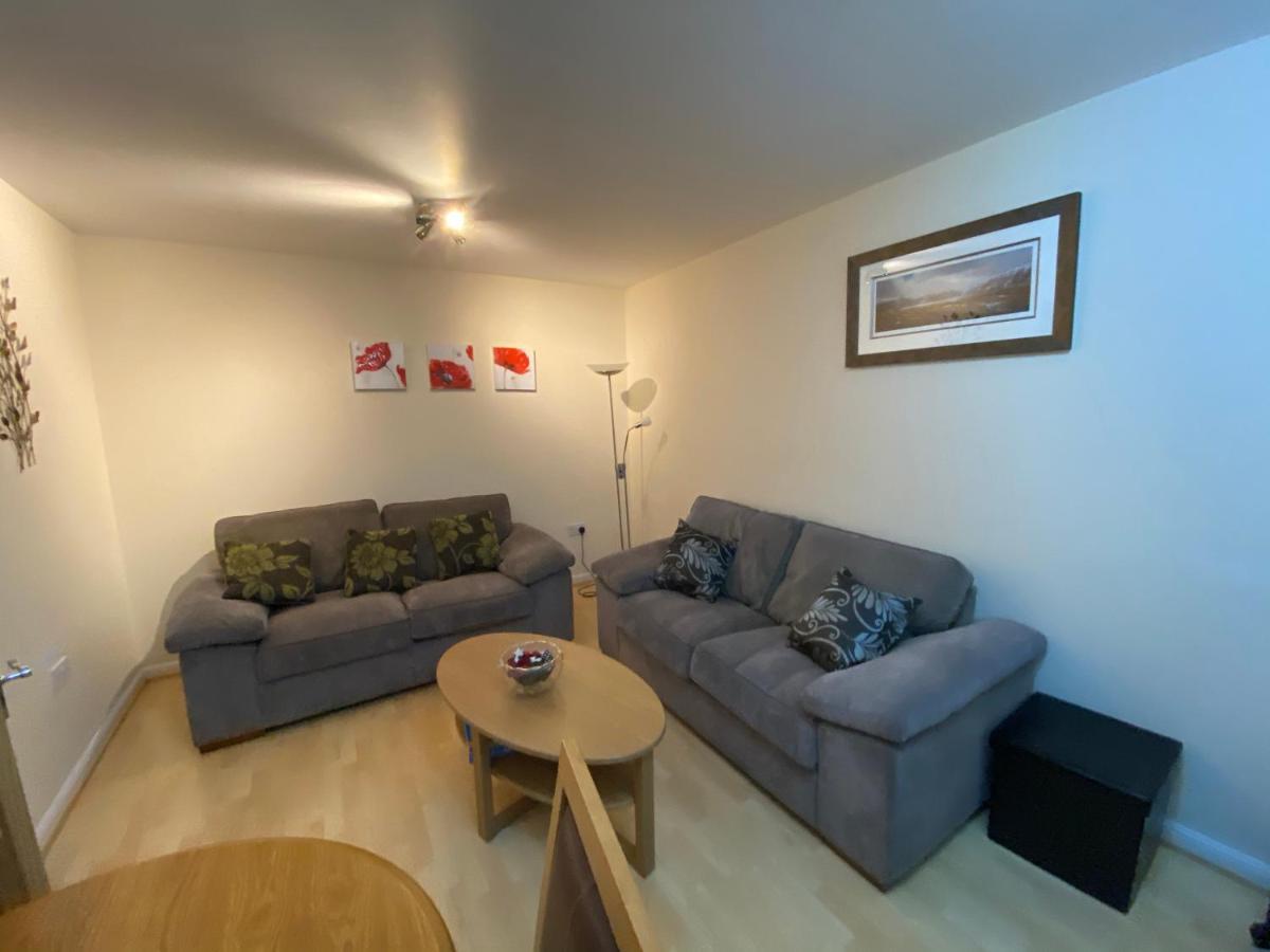 4 Varis Apartments フォレス エクステリア 写真